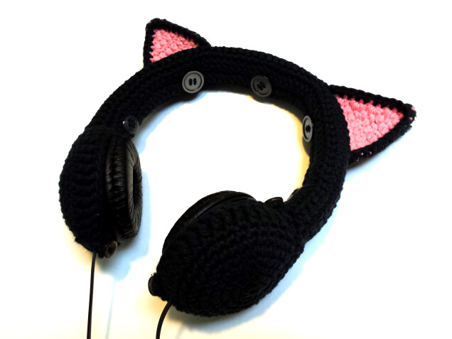 Detailed image 1 of black cat ears headphones cover